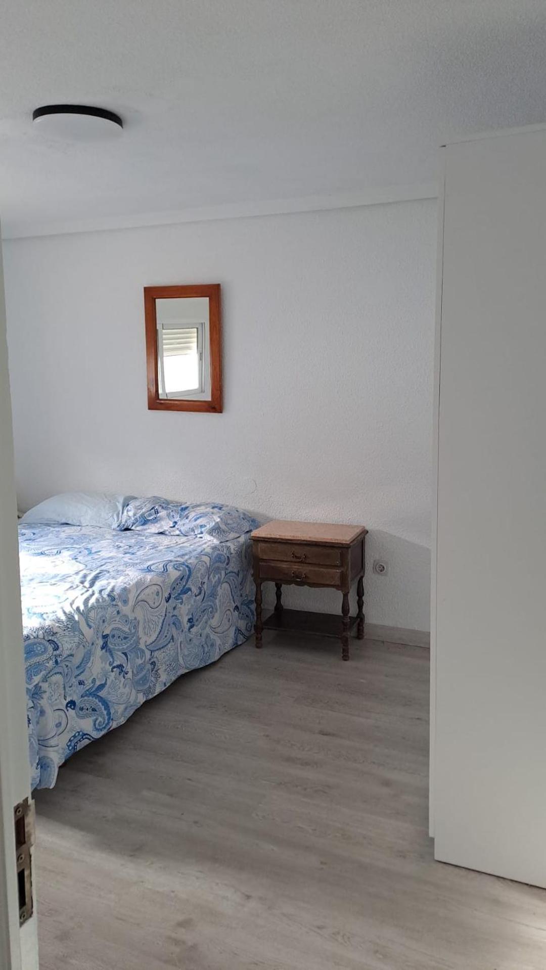 Habitaciones En Apartamento Compartido De 포주엘로데알라르콘 외부 사진